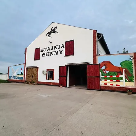 Przy Stajni Senny - Horse Riding Ubytování v soukromí *